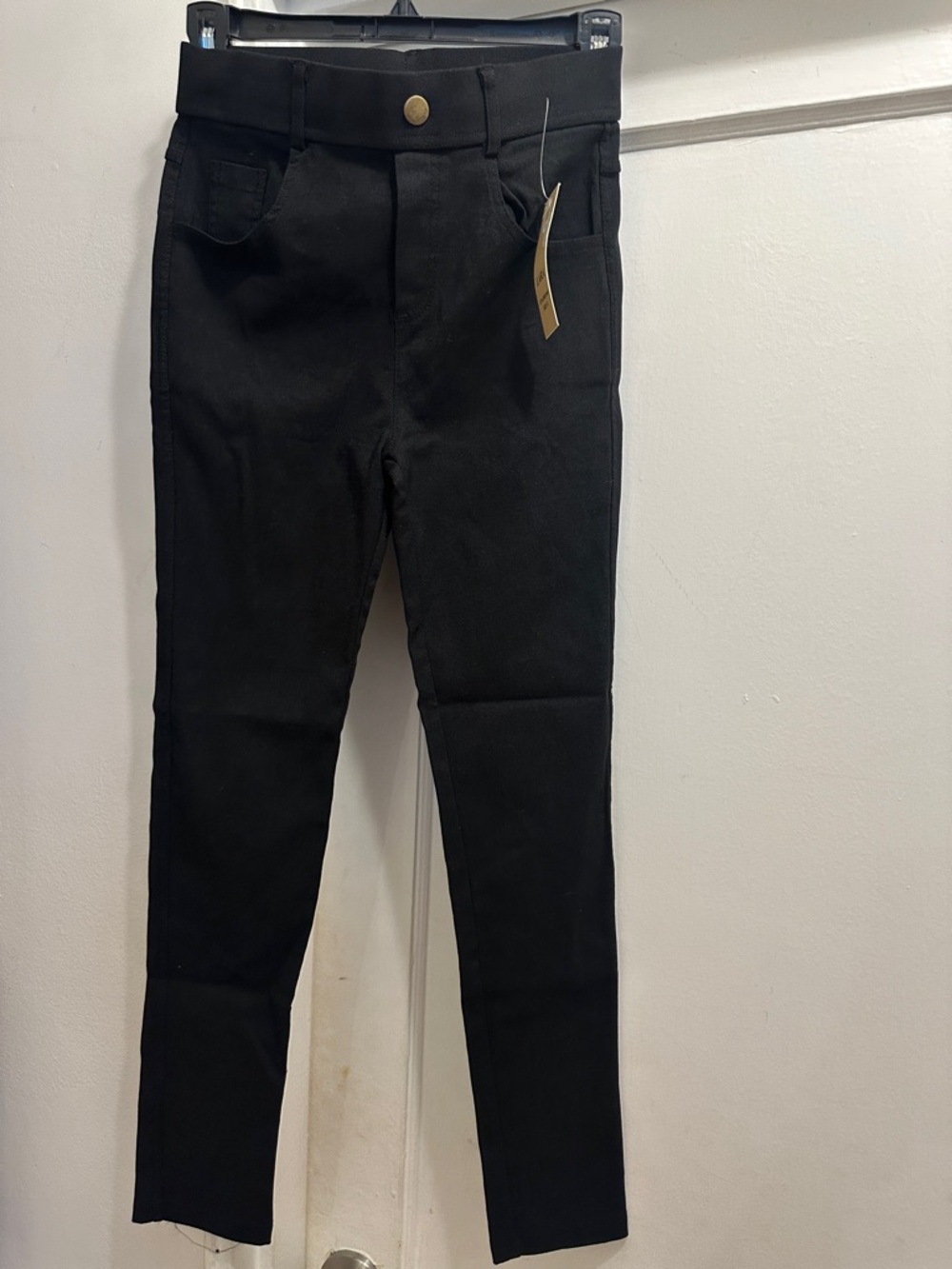 LARA Black High-Waist Slim Pants